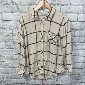 Flawed Workshop platted button up size L